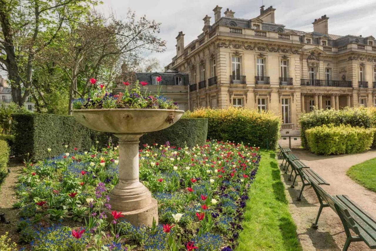 Studio Design Proche Champs-Elysees Paris Exterior foto